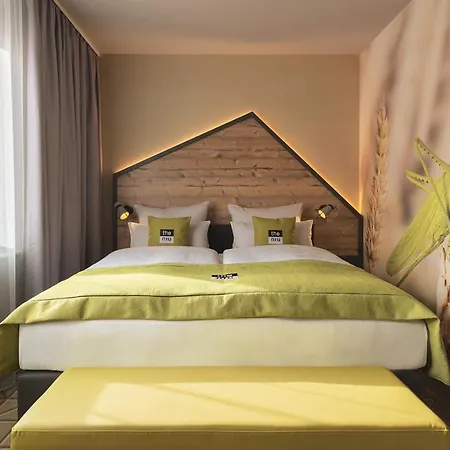 - The Niu, Mill Muelheim, An Ihg Hotel Cologne