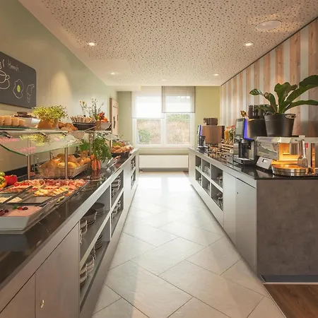 - The Niu, Mill Muelheim, An Ihg Hotel Cologne