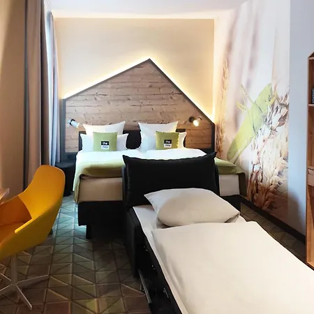 - The Niu, Mill Muelheim, An Ihg 3* Cologne
