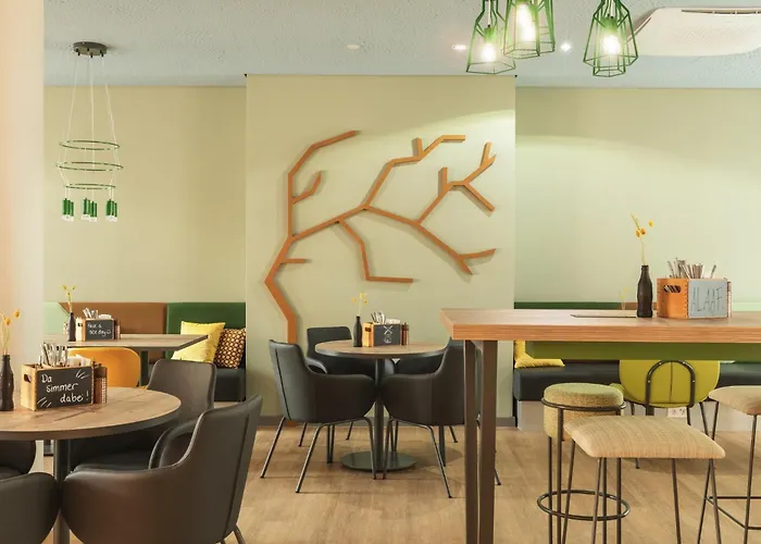 - The Niu, Mill Muelheim, An Ihg Szálloda 3*