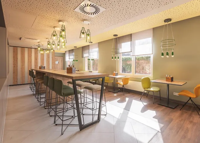 - The Niu, Mill Muelheim, An Ihg Szálloda