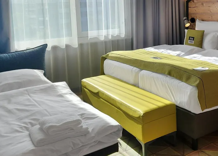 - The Niu, Mill Muelheim, An Ihg Szálloda 3*