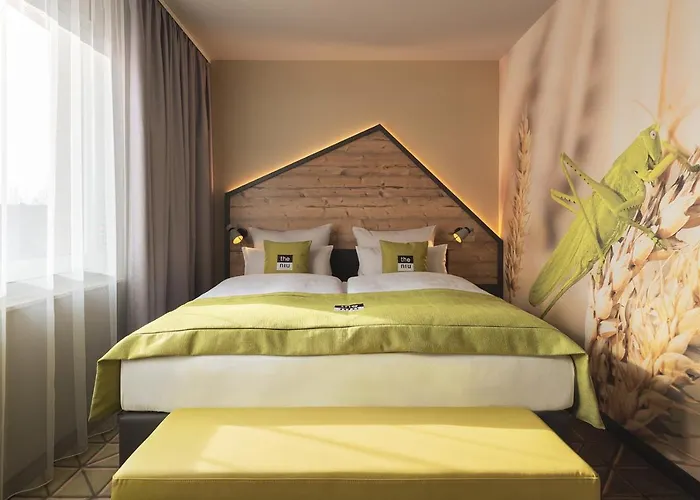 - The Niu, Mill Muelheim, An Ihg Hotel Köln