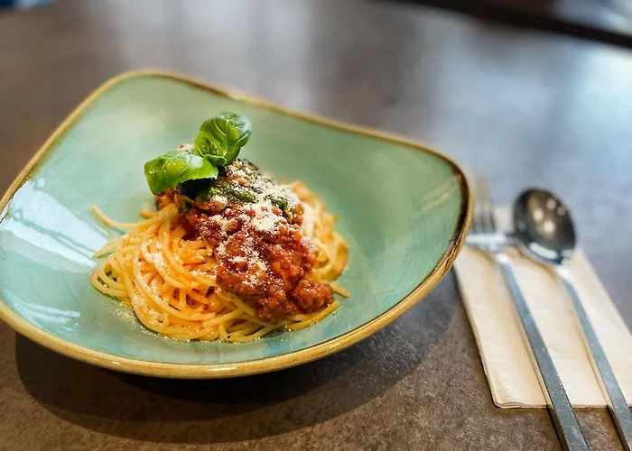 - The Niu, Mill Muelheim, An Ihg Hotel 3*